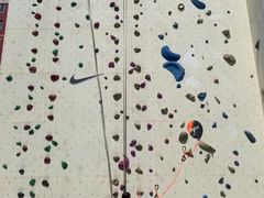 -问山MountQuest攀岩馆