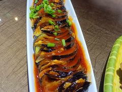 -东口码头·烧鸽子·鱼头泡饼·地方菜(金鹰悦城店)