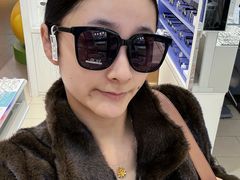 -美式眼镜·授权蔡司.依视路.尼康.豪雅.明月(南翔印象城店)