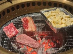 -山川小町·极番烧肉(新地假日广场店)