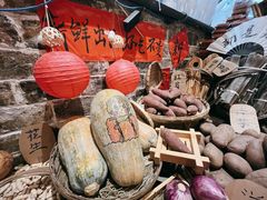 -周小明火锅(黑金冠社区店)