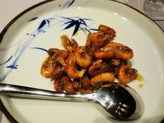 油爆小河虾-屋里厢上海菜馆