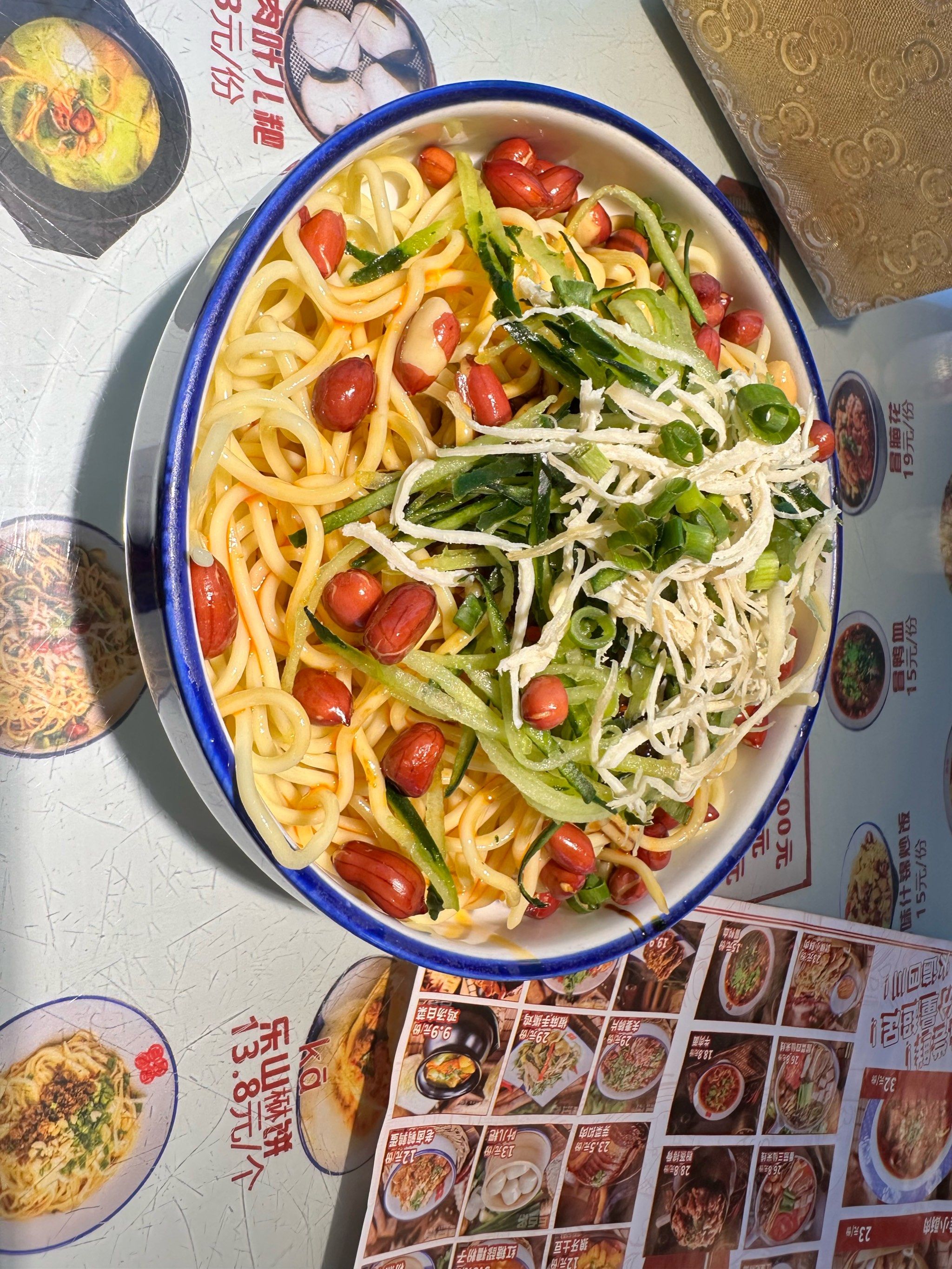 点兵点将:菜品美味正宗,服务周到,推荐!