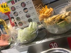 -百品聚旋转火锅(万德庄店)
