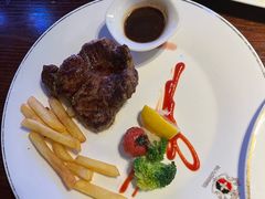 -马迭尔德式西餐精酿啤酒屋(中央大街店)