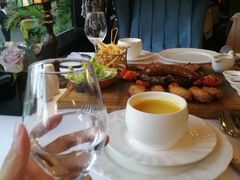 -火车头法国西餐厅