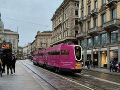 -文艺复兴百货(米兰大教堂广场店)