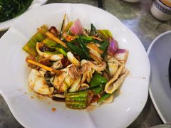 -四川小胡子海鲜(丁村万人海鲜广场店)