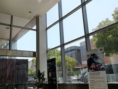 -上海伟杰·捷豹路虎4S店(闵行店)