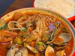 -老闵田螺馆·南昌市井菜·特色小吃(总店)