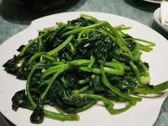 蒜蓉番薯叶-花城苑广府菜(侨鑫店)