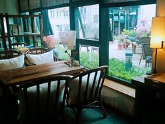 靠窗位-瓦库茶馆17号(海汇港店)