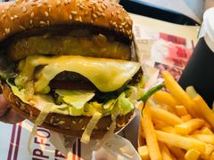 -The Habit Burger Grill 哈比特汉堡(复兴soho店)