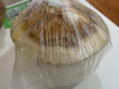 -志龙皇冠吃货椰子铺