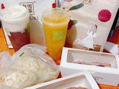 -奈雪的茶(百盛店)