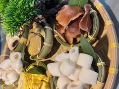 -慢丽江·云南野生菌土鸡锅(付家庄店)