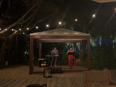 -三亚艾迪逊酒店·海滩烧烤 BARBACOA·现场乐队·浪漫晚餐·烧烤海鲜