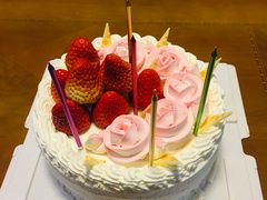 -红宝石·鲜奶小方·海派西点房(南丹店)