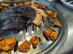 五花肉-韩聚屋韩国烤肉餐厅(新北万达店)
