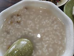 -舒小笼松针小笼包