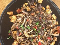 -老周炒拨拉(甘州总店)
