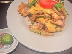 -大头虾越式风味餐厅(光明广场店)