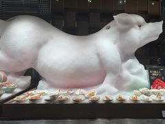 -雍容荟活帝王蟹活龙虾自助(苏宁旗舰店)