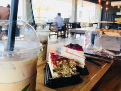 -Cha Café and Bistro