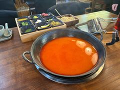 -花菇朵·云山雀 ll 野生菌锅·野果酸汤·精品滇菜(万柳店)