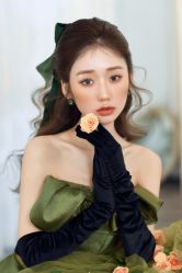 -艾米丽婚纱礼服