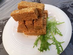-侬佳蒸菜馆(听潮店)