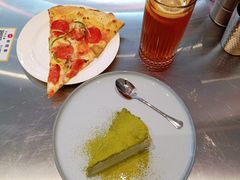 -必胜客(百联又一城店)