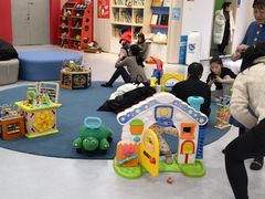 -美吉姆国际儿童发展中心(红谷滩绿地缤纷城中心)