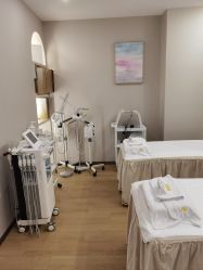 -佳慕皮肤管理连锁