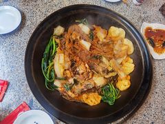 -缘福乡村铁锅炖民宿(八达岭店)