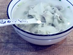 芹菜肉小馄饨-景芳周大姐(国大城市广场店)