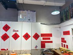 -柳州肥姨妈大骨螺蛳粉(万达中心店)