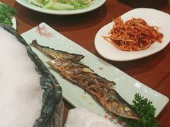 -青瓦餐厅·生鱼片·韩园烤肉(西塔店)