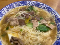 三鲜粉-邱芳粉店(迎宾大道旗舰店)