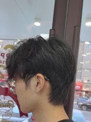 -阿三造型烫染•接发