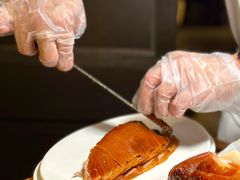 酥香嫩烤鸭-四季民福烤鸭店(外滩外白渡桥店)