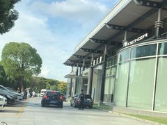 -上海星瀚奔驰4S店(红柳路店)