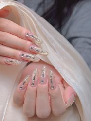 -Wax Brow蜜蜡脱毛美甲美睫眉吧