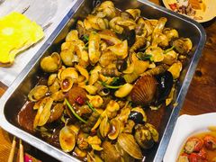 -马路牙子地桌烤肉(工体店)