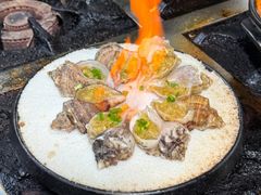 -鑫悦楼煎蟹·16年海鲜大排档