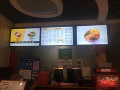 -螺小胖柳州螺蛳粉(钟楼总店)