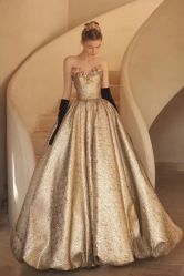 -纯色时光婚纱艺术馆WHITE