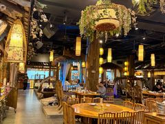 -花溪雨·森林餐厅(石基店)