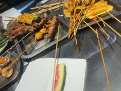 -马路牙子烧烤音乐酒馆(望京店)