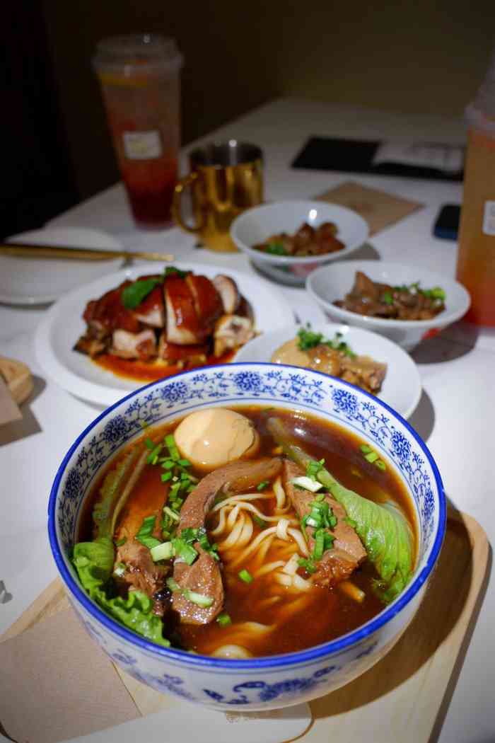 金玡居面馆(德基广场店)-"[薄荷]环境:德基里面,按道理环境应该是.